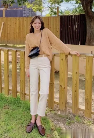 "سترة + بنطلون بدلة": اكتشف أناقة الشتاء | مصنع تشينجي الصيني للبدلات الفاخرة "سترة + بنطلون بدلة": اكتشف أناقة الشتاء | مصنع تشينجي الصيني للبدلات الفاخرة